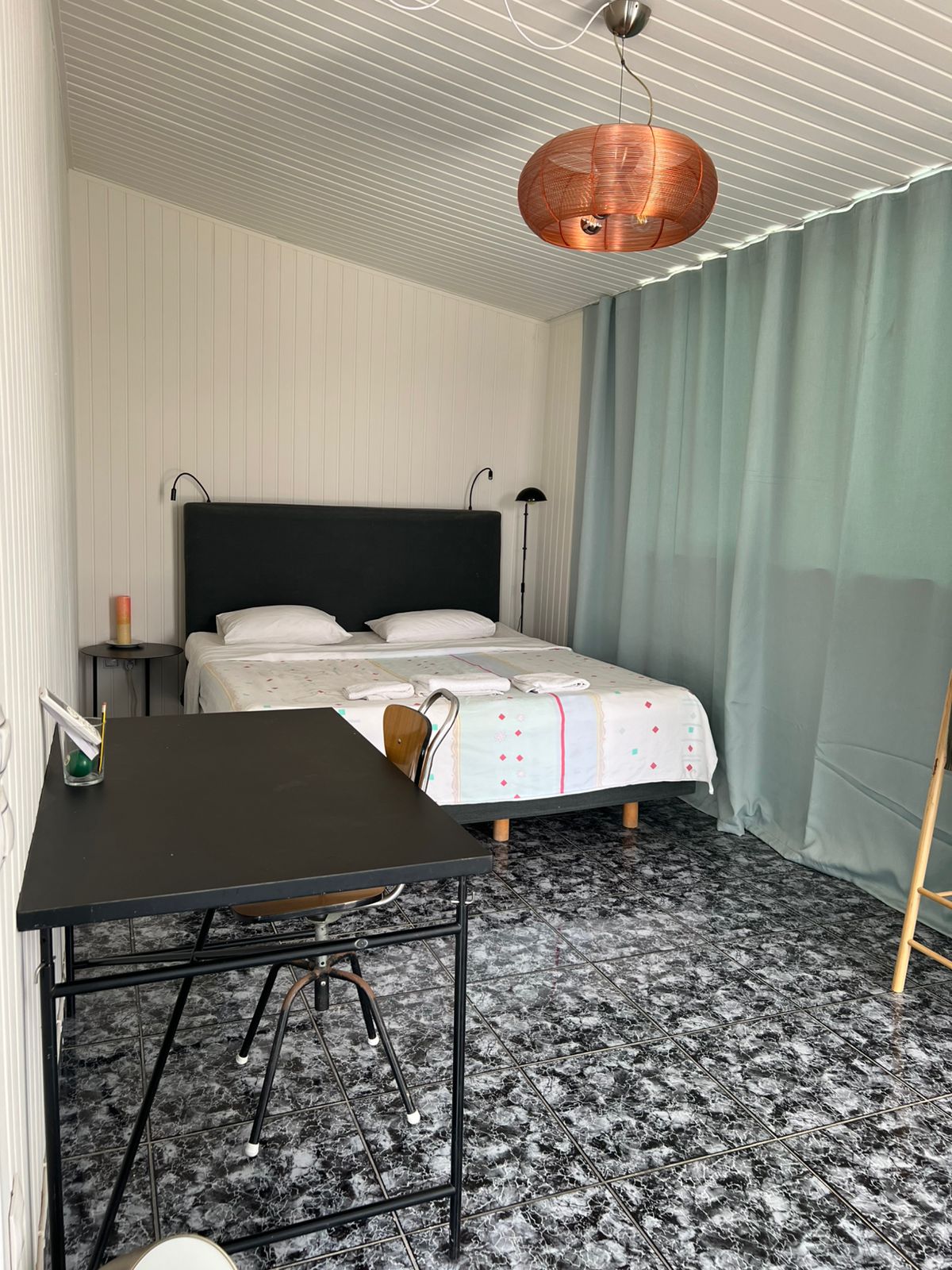 Apartment 9